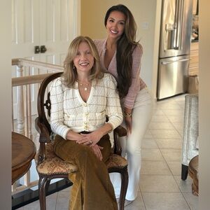 Hudson Jeans Cream Boot Cut Holly High-Rise Flare Barefoot Jean😍